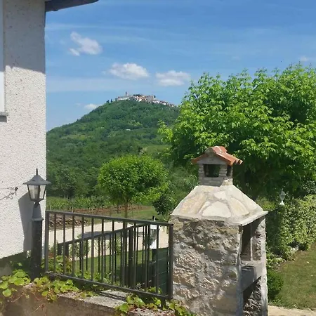 Hébergement de vacances In Motovun/istrien 9999 *